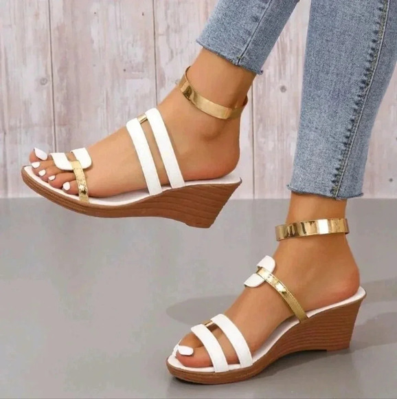 Women Metallic Detail Wedge Slide Sandals, Fashion Summer Sandals - Picture 2 of 6